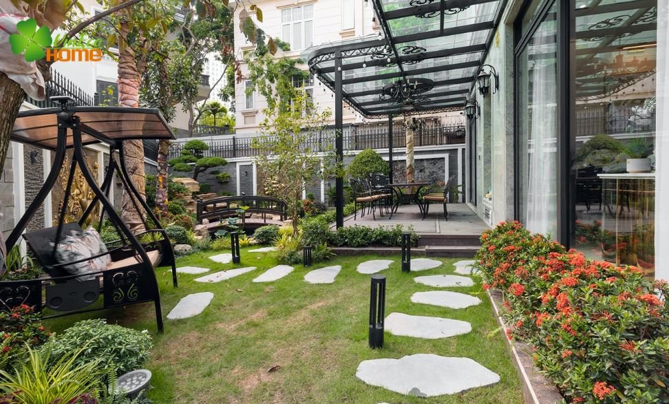 Mái hiên ngoài trời